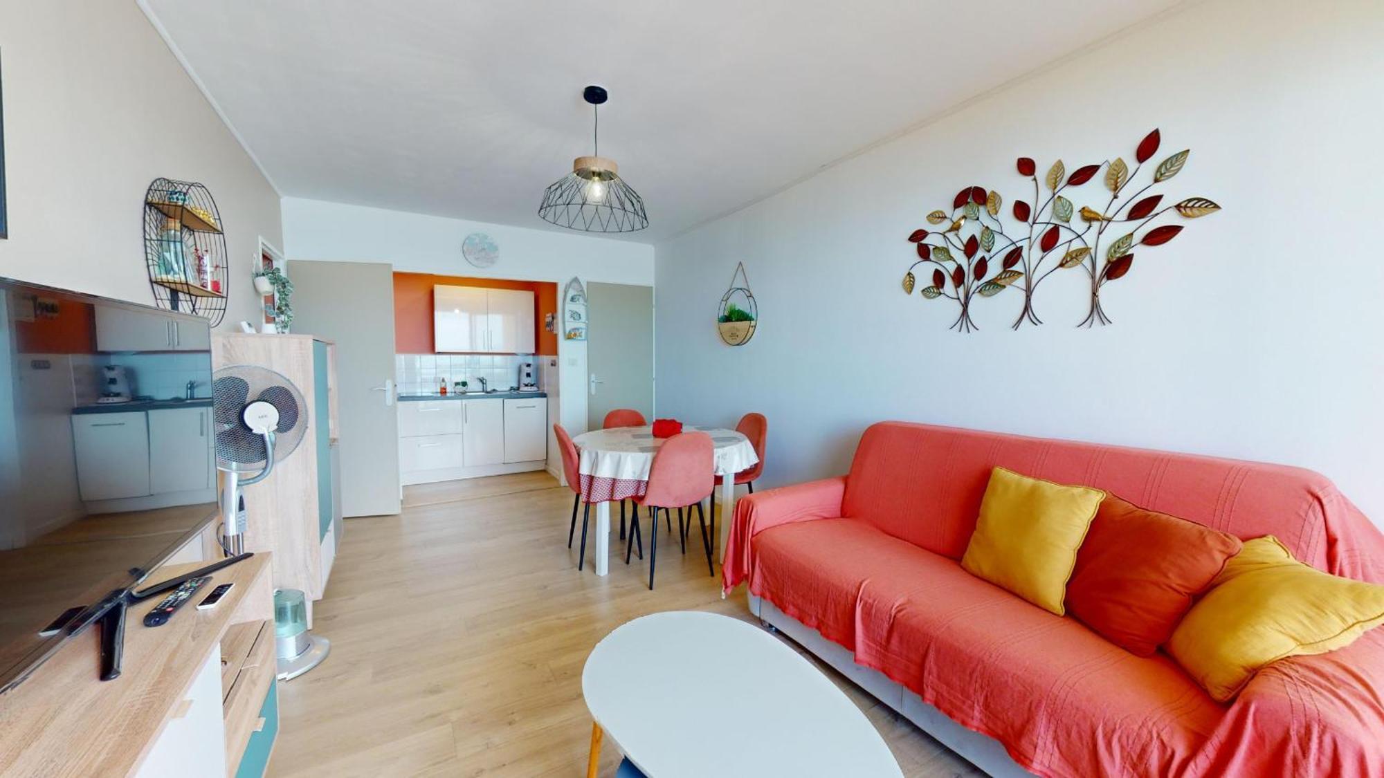 Panoramic View Face Apartment